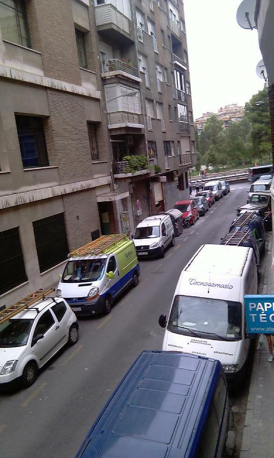 Constitucion Suite Confort D Granada Exterior foto