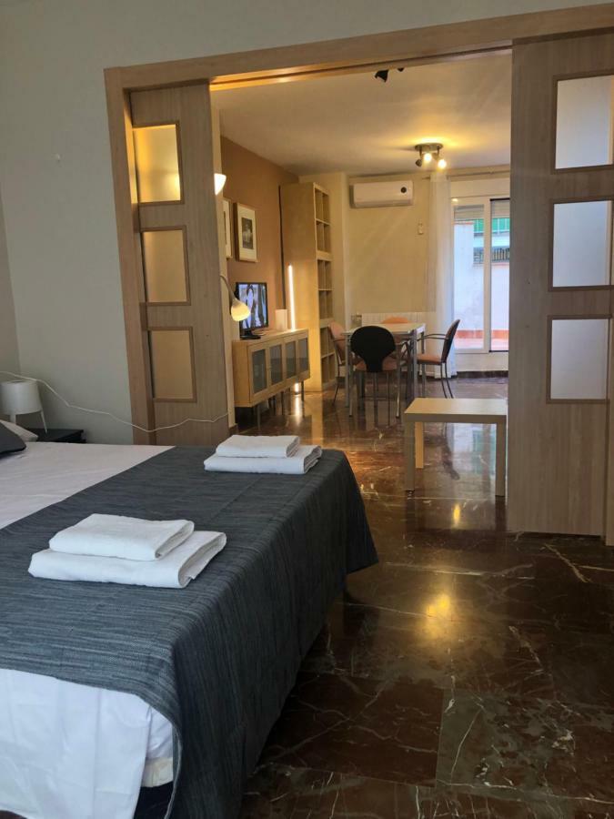 Constitucion Suite Confort D Granada Exterior foto